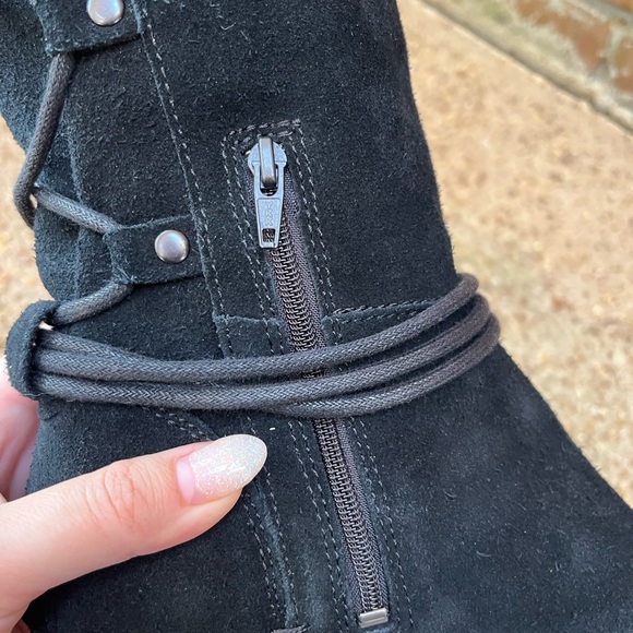 Sorel Farah Black Suede Mid Calf Tassel Boots Size 7 - Picture 8 of 10